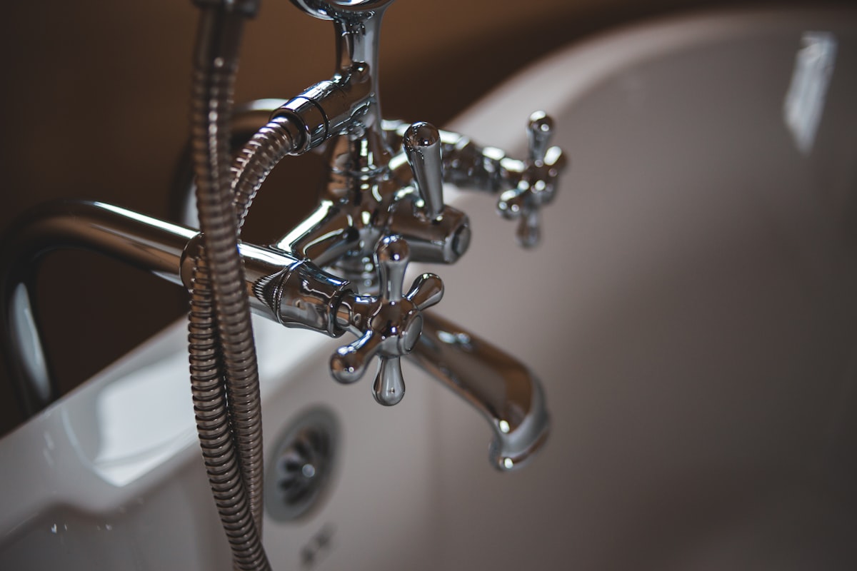 Professional plumber from Chesterfield Plumbing Co working in Chesterfield
